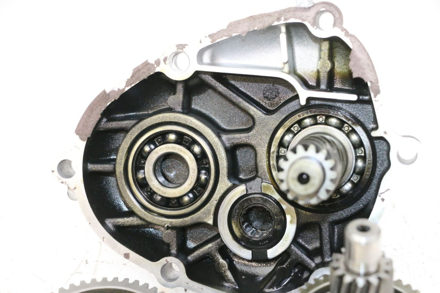 photo de REAR WHEEL SHAFT YAMAHA X-MAX XMAX 125 (2010 - 2013) - Additional view of the item