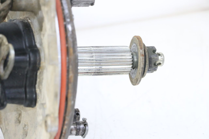 photo de REAR WHEEL SHAFT YAMAHA YFM BRUIN 350 (2003 - 2009)