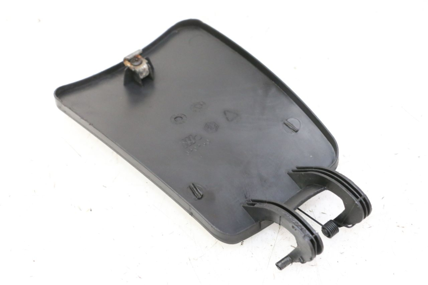 photo de FUEL FLAP PIAGGIO MP3 LT 300 (2010 - 2016)