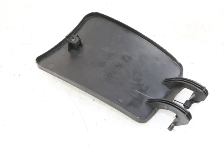 photo de FUEL FLAP PIAGGIO MP3 RL 250 (2007 - 2010)
