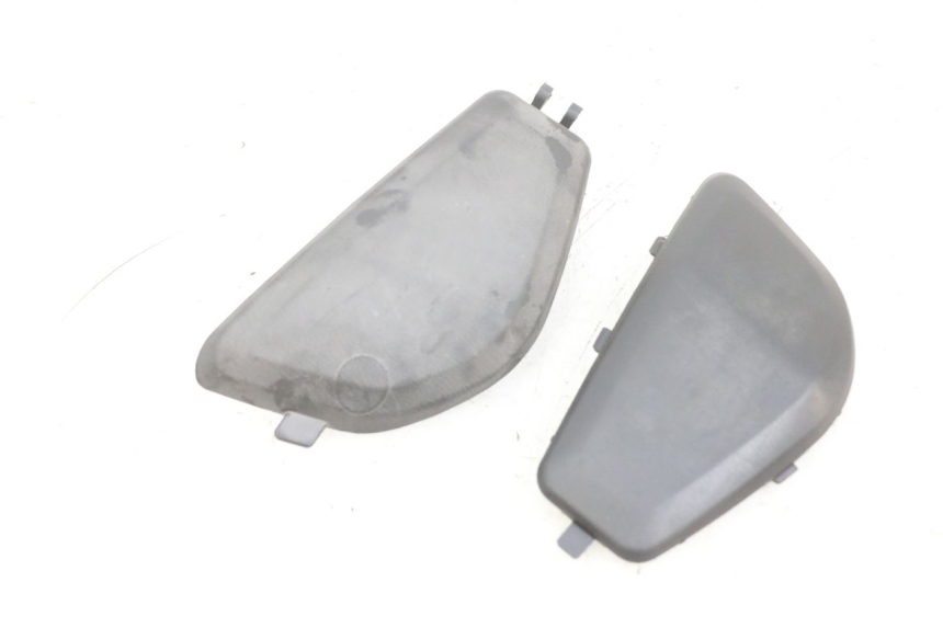 photo de FRONT INSPECTION COVER SYM GTS EVO 125 (2009 - 2013) - Alternative perspective