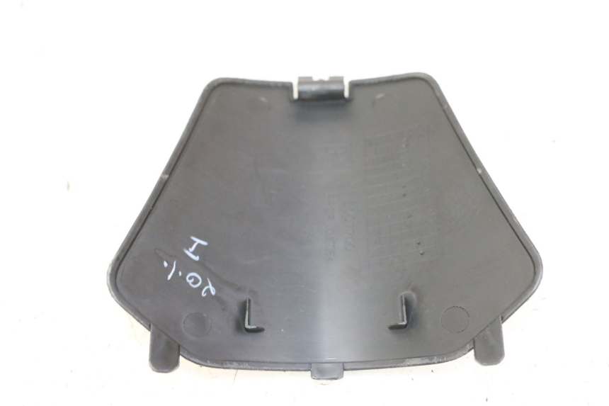 photo de FRONT INSPECTION COVER APRILIA SXR 50 (2021 - 2023)