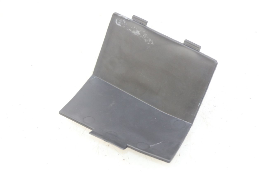 photo de RIGHT ACCESS PANEL APRILIA ATLANTIC 125 (2003 - 2009)