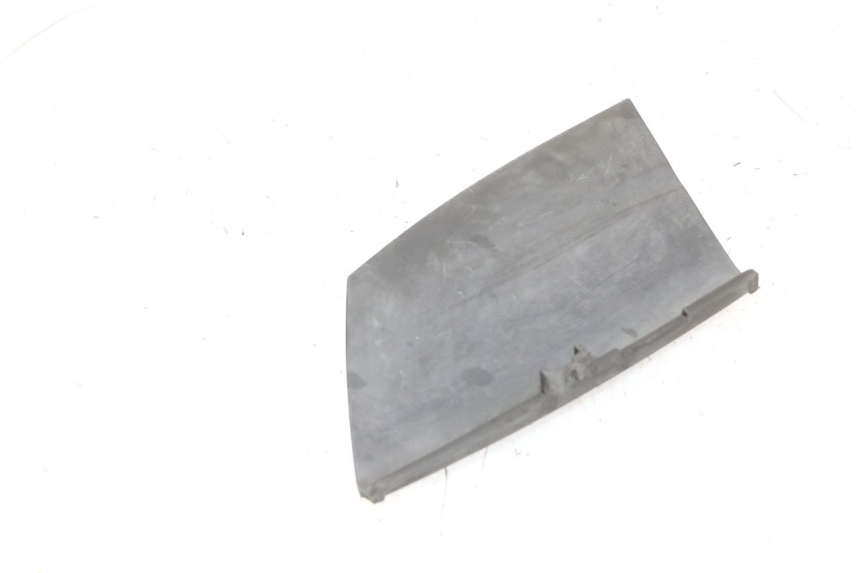 photo de RIGHT SIDE ACCESS PANEL HONDA FES S-WING SWING ABS 125 (2007 - 2015)