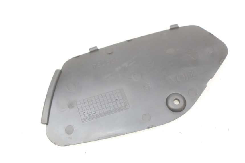 photo de RIGHT INSPECTION COVER PIAGGIO MP3 LT 300 (2010 - 2016)