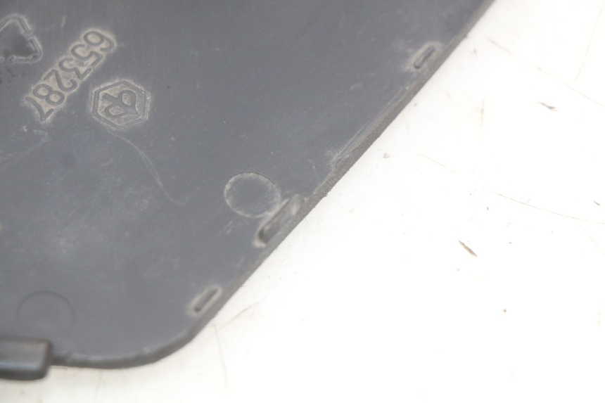 photo de RIGHT SIDE ACCESS PANEL PIAGGIO MP3 LT 400 (2007 - 2012)
