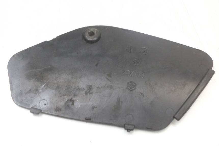 photo de RIGHT ACCESS PANEL PIAGGIO MP3 125 (2006 - 2014)