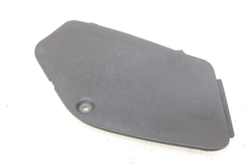 photo de RIGHT ACCESS PANEL PIAGGIO MP3 125 (2006 - 2014)