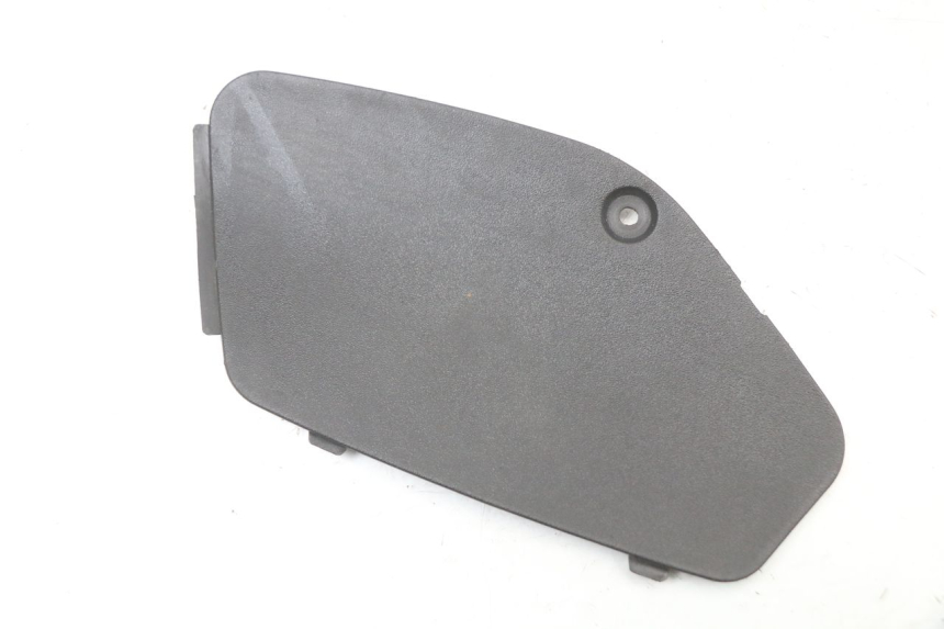 photo de RIGHT INSPECTION COVER PIAGGIO X8 125 (2004 - 2007)