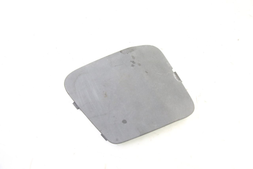 photo de RIGHT INSPECTION COVER PEUGEOT SATELIS 250 (2006 - 2012)