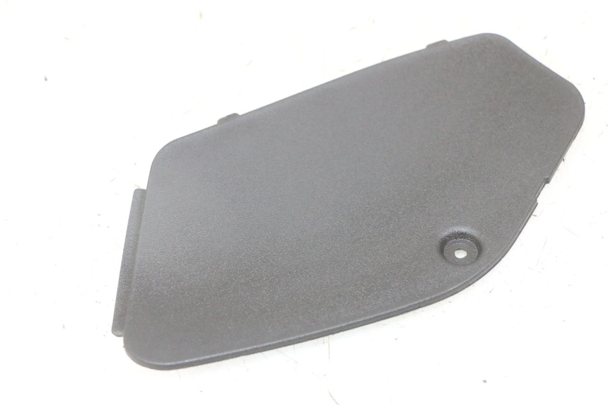 photo de LEFT SIDE ACCESS PANEL PIAGGIO MP3 LT 300 (2010 - 2016)