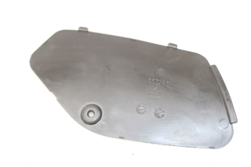 photo de LEFT SIDE ACCESS PANEL PIAGGIO MP3 LT 300 (2010 - 2016)