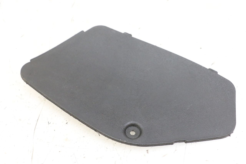 photo de LEFT SIDE ACCESS PANEL PIAGGIO MP3 LT 400 (2007 - 2012)