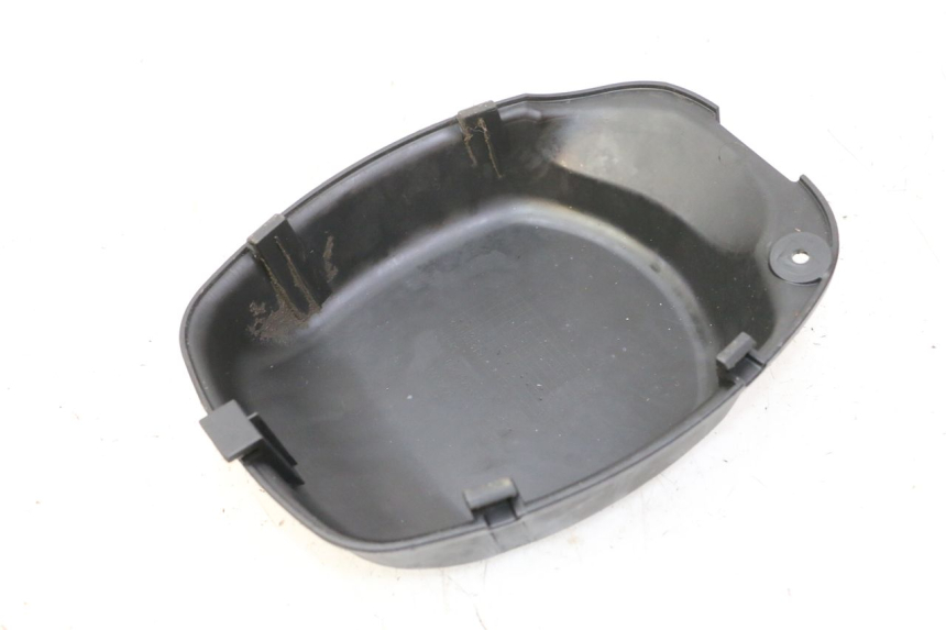 photo de INSPECTION COVER PEUGEOT STREETZONE I NAKED 2T 50 (2018 - 2020)