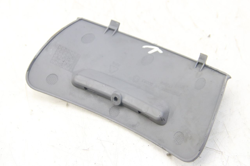 photo de ACCESS PANEL PIAGGIO VESPA SPRINT 2T 50 (2014 - 2018)