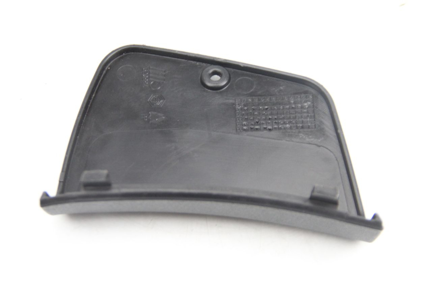 photo de ACCESS PANEL PIAGGIO XEVO - X EVO 125 (2007 - 2016)