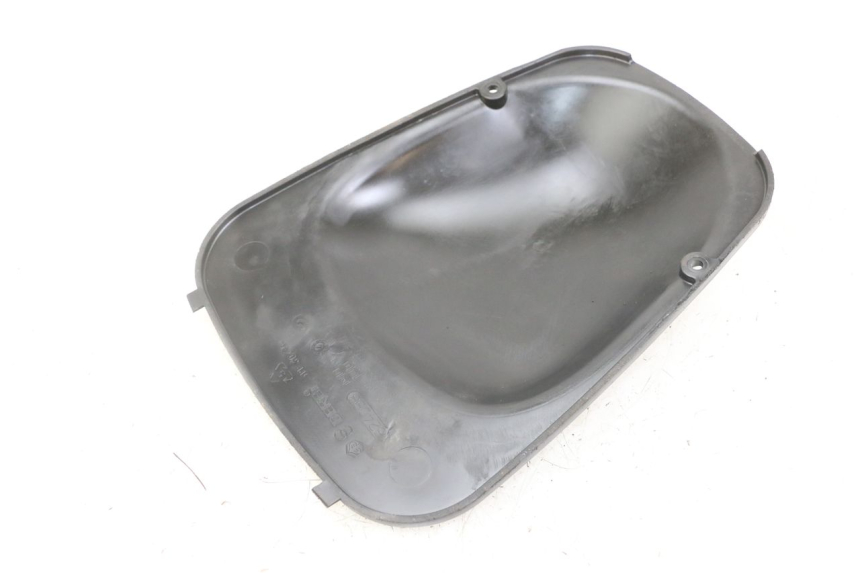 photo de ACCESS PANEL PIAGGIO XEVO - X EVO 125 (2007 - 2016) - Component detail