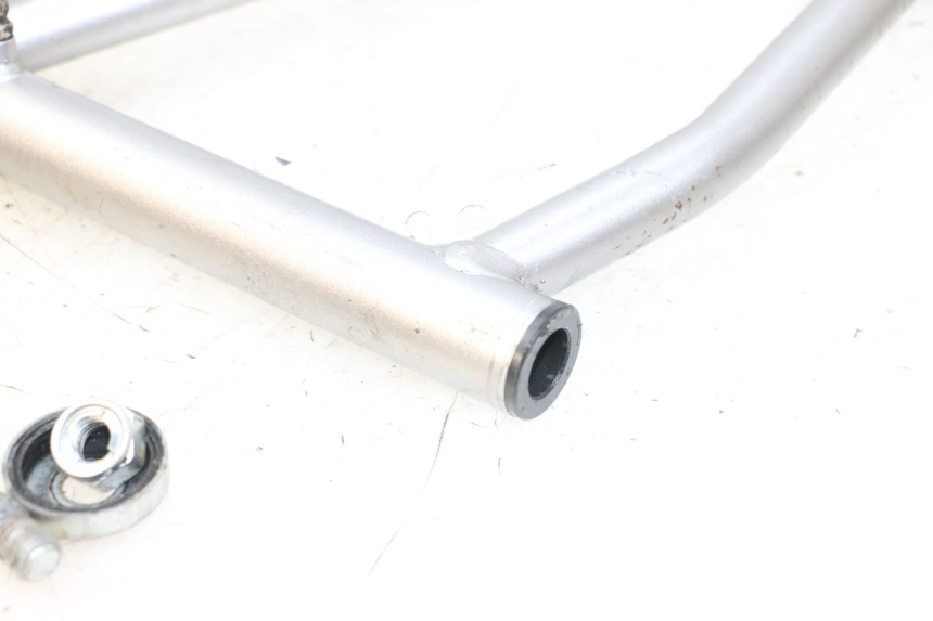 photo de FRONT WISHBONE CONTROL ARM YAMAHA YFM R RAPTOR 250 (2008 - 2014) - Distinctive features