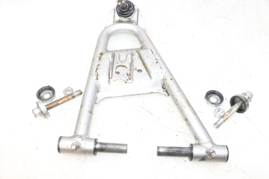 photo de FRONT WISHBONE CONTROL ARM YAMAHA YFM R RAPTOR 250 (2008 - 2014) - Used quality zoom