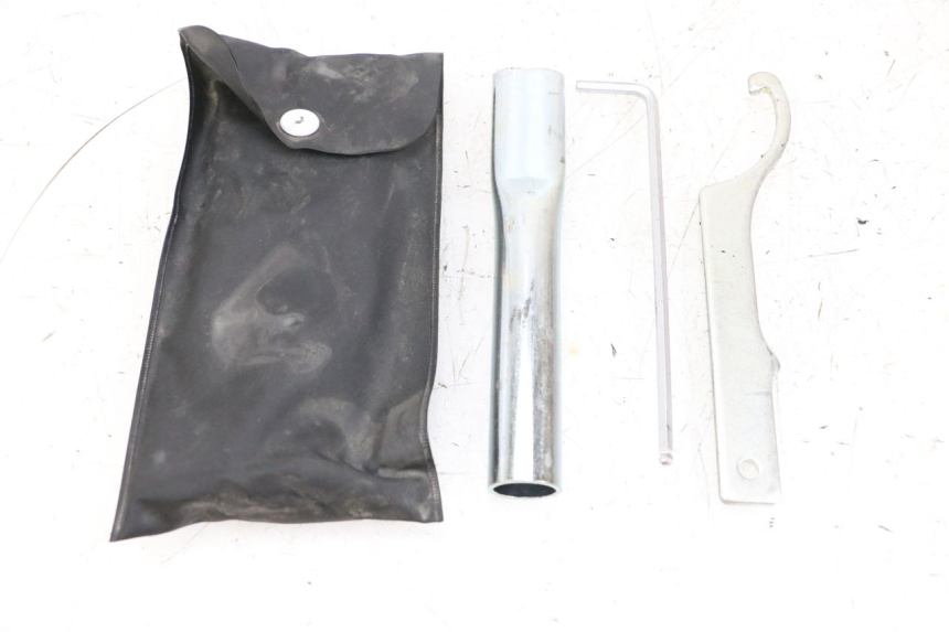 photo de TOOL KIT YAMAHA MT-07 MT07 ABS 700 (2018 - 2020) - Alternative perspective
