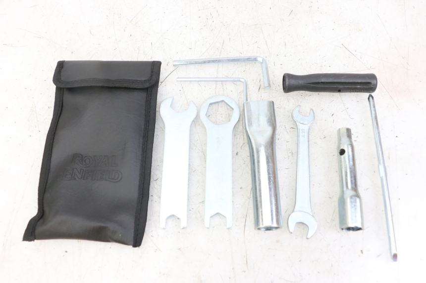 photo de TOOL KIT ROYAL ENFIELD SCRAM 411 (2022 - 2024)