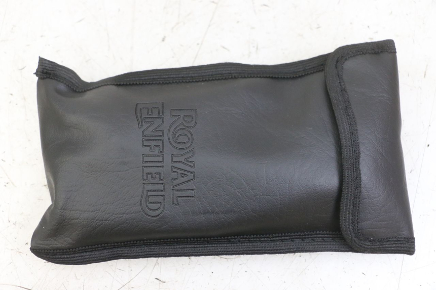 photo de TOOL KIT ROYAL ENFIELD SCRAM 411 (2022 - 2024)