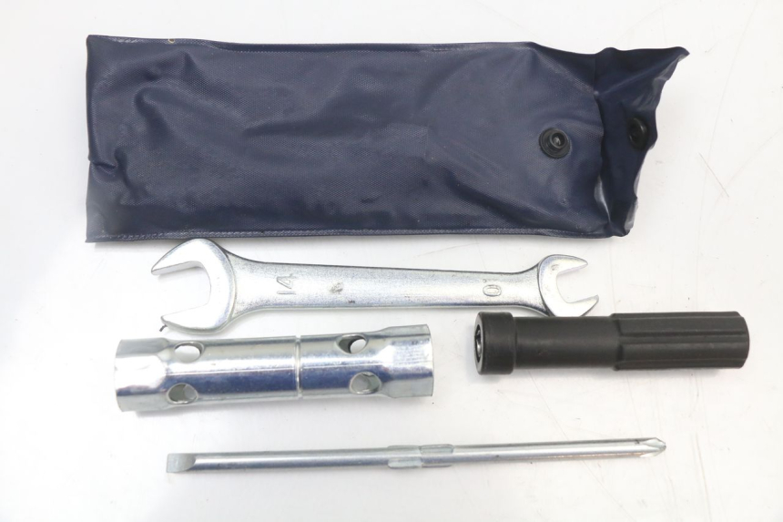 photo de TOOL KIT KYMCO SUPER 8 4T 50 (2018 - 2020)