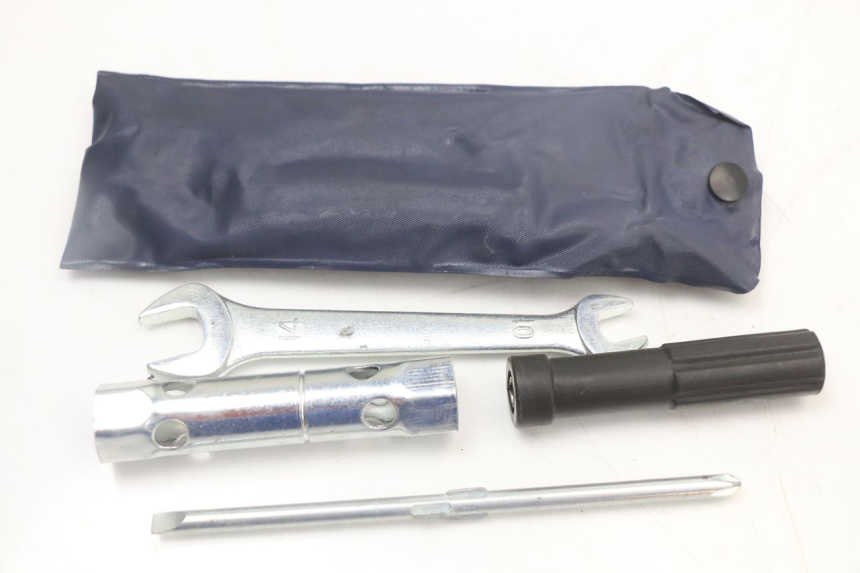 photo de TOOL KIT KYMCO SUPER 8 4T 50 (2018 - 2020)