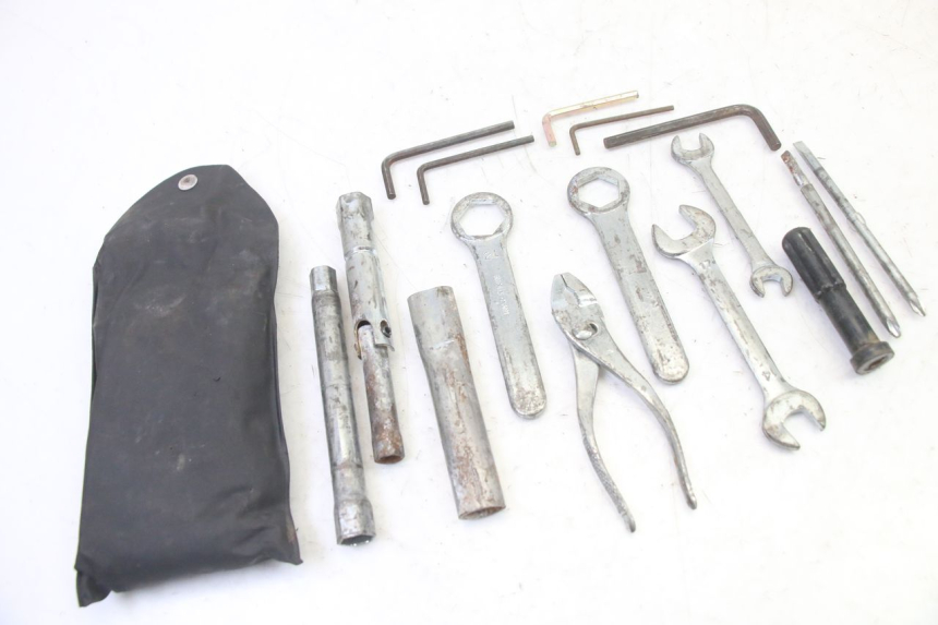 photo de TOOL KIT SUZUKI SV S 650 (2003 - 2009)