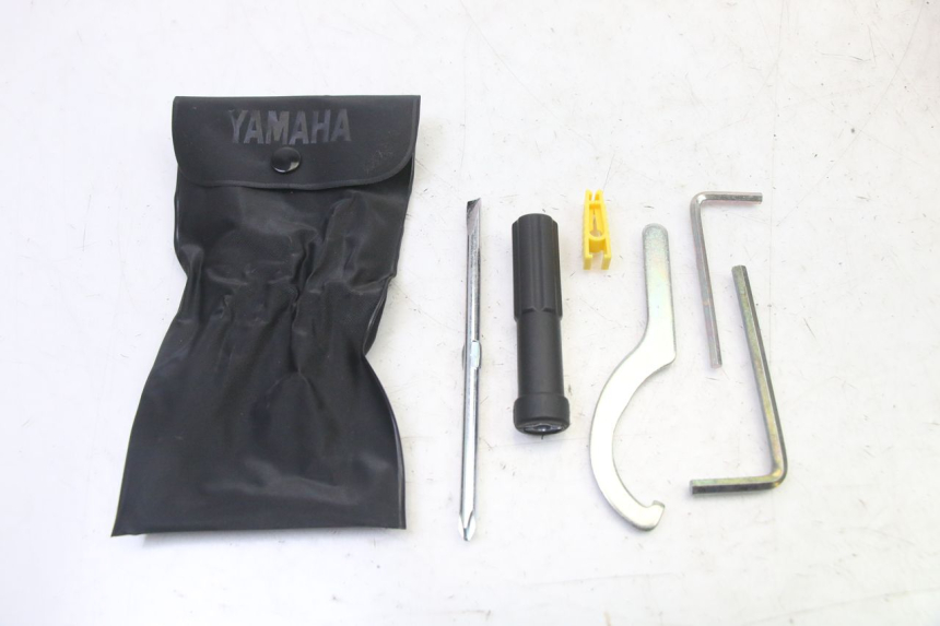 photo de TOOL KIT YAMAHA XMAX X-MAX 125 (2021 - 2025)