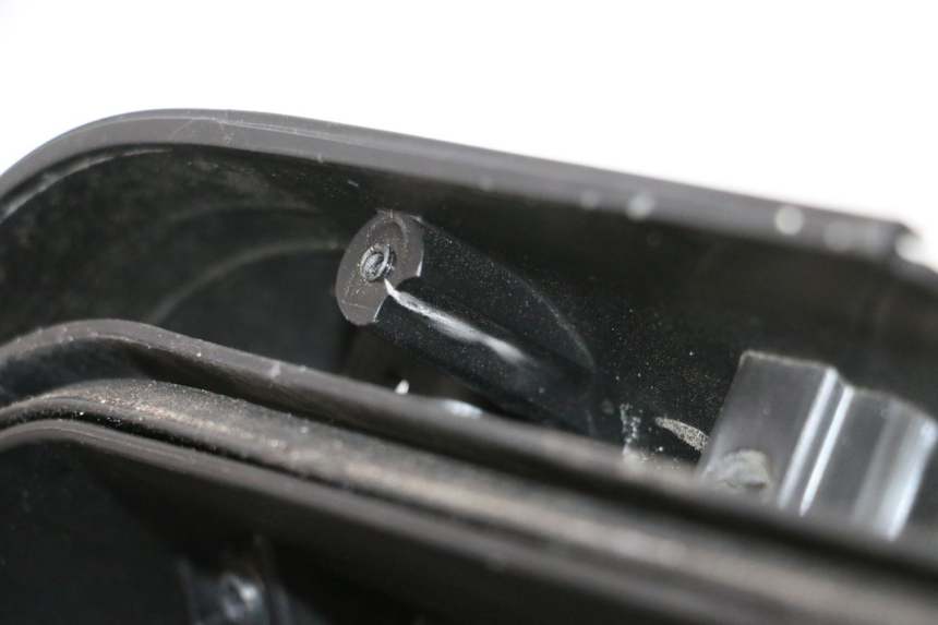 photo de RIGHT SUITCASE BMW R GS 1250 (2021 - 2024) - Fixing points details