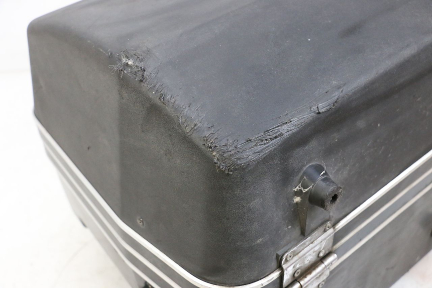 photo de LEFT SUITCASE KAWASAKI GTR 1000 (1994 - 2004) - Additional view of the item