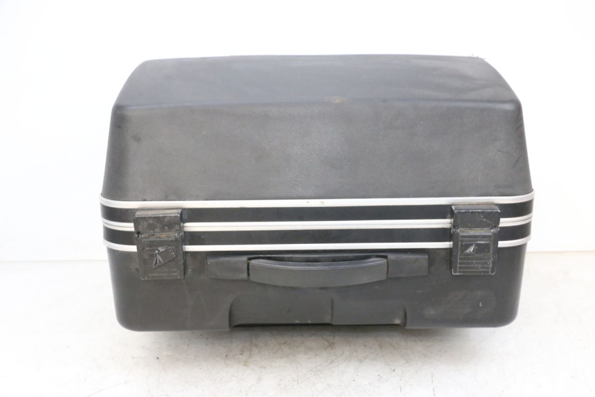 photo de LEFT SUITCASE KAWASAKI GTR 1000 (1994 - 2004) - Detailed visual inspection