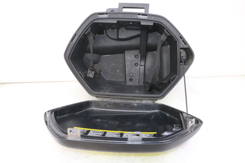 photo de LEFT SUITCASE YAMAHA TDM ABS 900 (2002 - 2014)