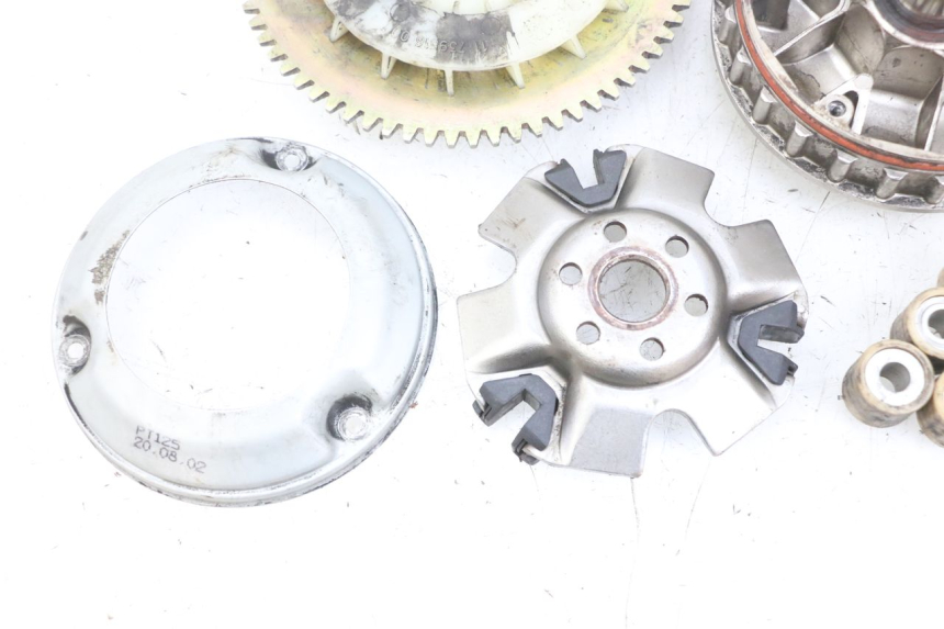 photo de VARIATOR PEUGEOT ELYSEO 125 (1999 - 2004) - Distinctive features