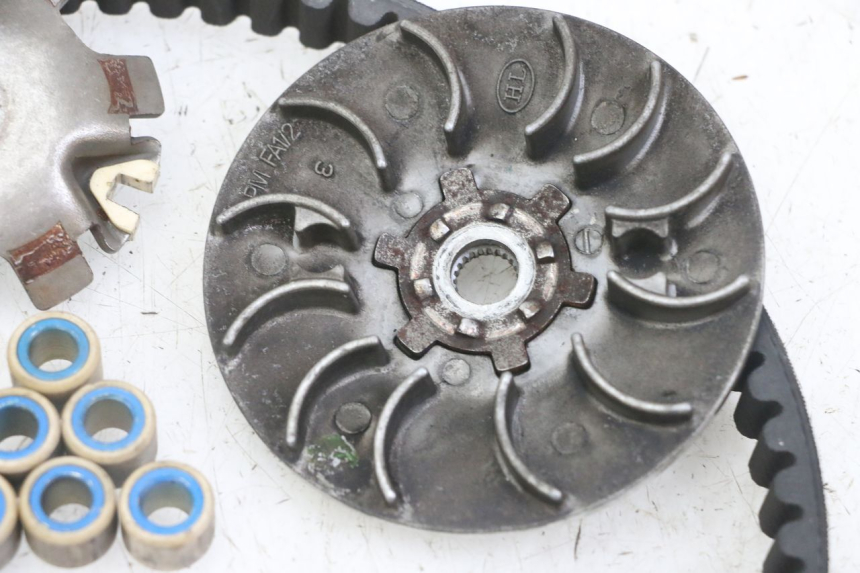 photo de VARIATOR PEUGEOT JET FORCE CARBU 50 (2003 - 2016)