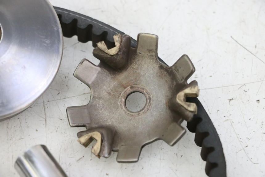 photo de VARIATOR PEUGEOT KISBEE 2T 50 (2010 - 2017)