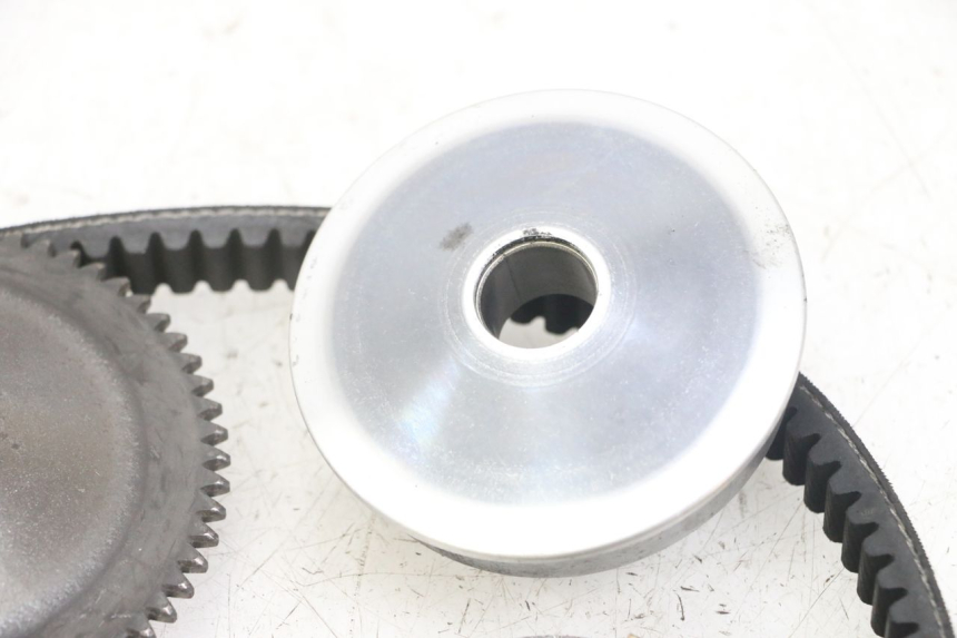 photo de VARIATOR PEUGEOT KISBEE 4T 50 (2018 - 2022)
