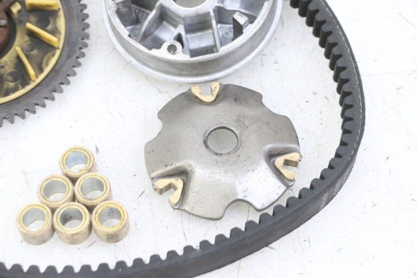 photo de VARIATOR PEUGEOT KISBEE 4T 50 (2018 - 2022)