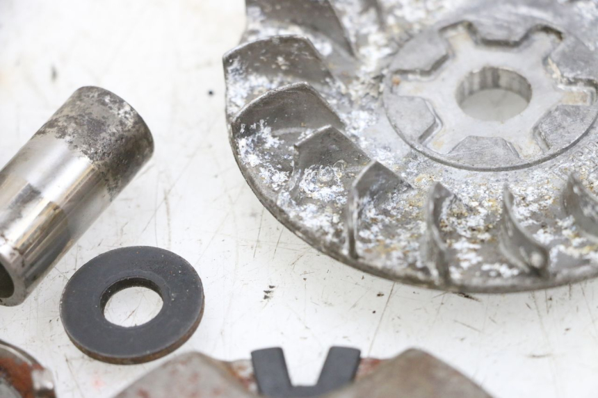 photo de VARIATOR YAMAHA NEO'S NEOS 2T 50 (1998 - 2007) - Markings and original references