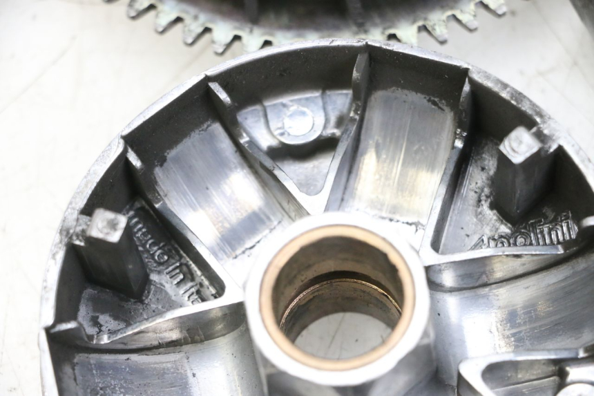 photo de VARIATOR PIAGGIO NEW TYPHOON 50 (2018 - 2021) - High-resolution close-up