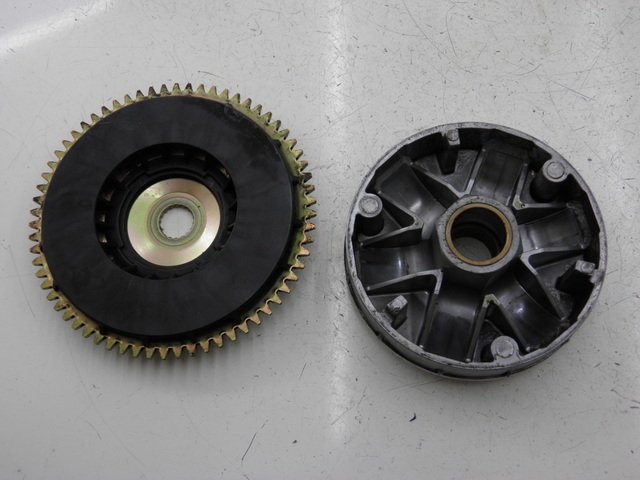 photo de VARIATOR PIAGGIO ZIP 4T 50 (2001 - 2008) - Main view