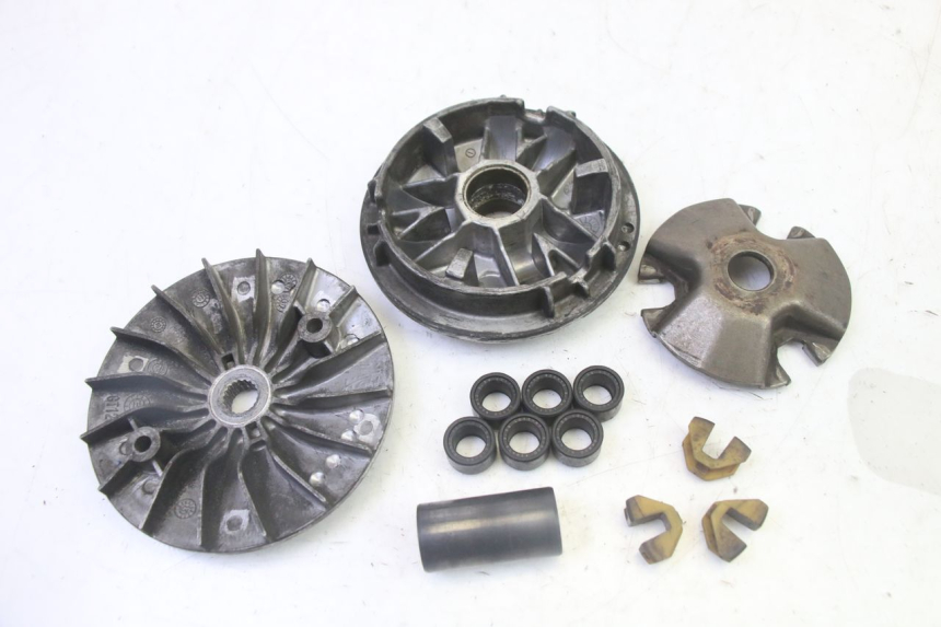 photo de VARIATOR PEUGEOT SATELIS 125 (2013 - 2018)