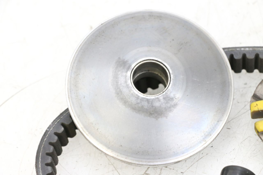 photo de VARIATOR PEUGEOT SATELIS 125 (2013 - 2018) - Alternative perspective