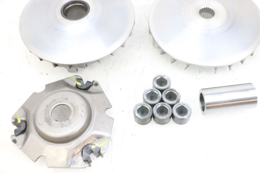 photo de VARIATOR YAMAHA TRICITY 300 (2020 - 2024) - Zoom on usage condition