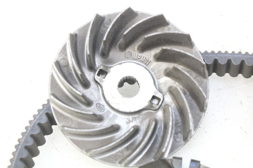 photo de VARIATOR PIAGGIO VESPA GTS IGET ABS 125 (2017 - 2023)
