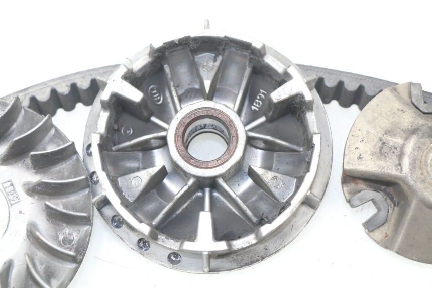 photo de VARIATOR YAMAHA XMAX X-MAX ABS 125 (2014 - 2016) - Surface and material condition