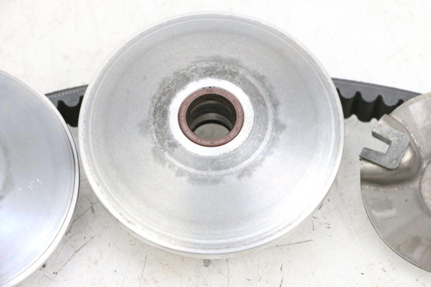 photo de VARIATOR YAMAHA XMAX X-MAX 125 (2006 - 2009) - Surface and material condition