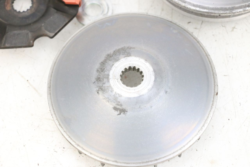 photo de VARIATOR YAMAHA X-MAX XMAX 125 (2010 - 2013) - Alternative perspective