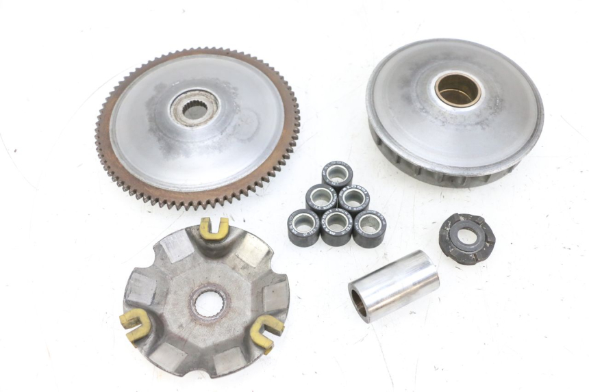 photo de VARIATOR PIAGGIO X8 125 (2004 - 2007) - Fixing points details